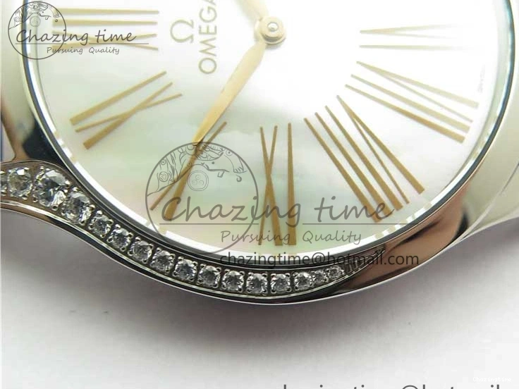 0420 StreetReady Ladies’ De Ville Trésor Diamond SS 3AF 1:1 Best Edition White MOP Dial RG Markers On Black Fabric strap Swiss Quartz 7884